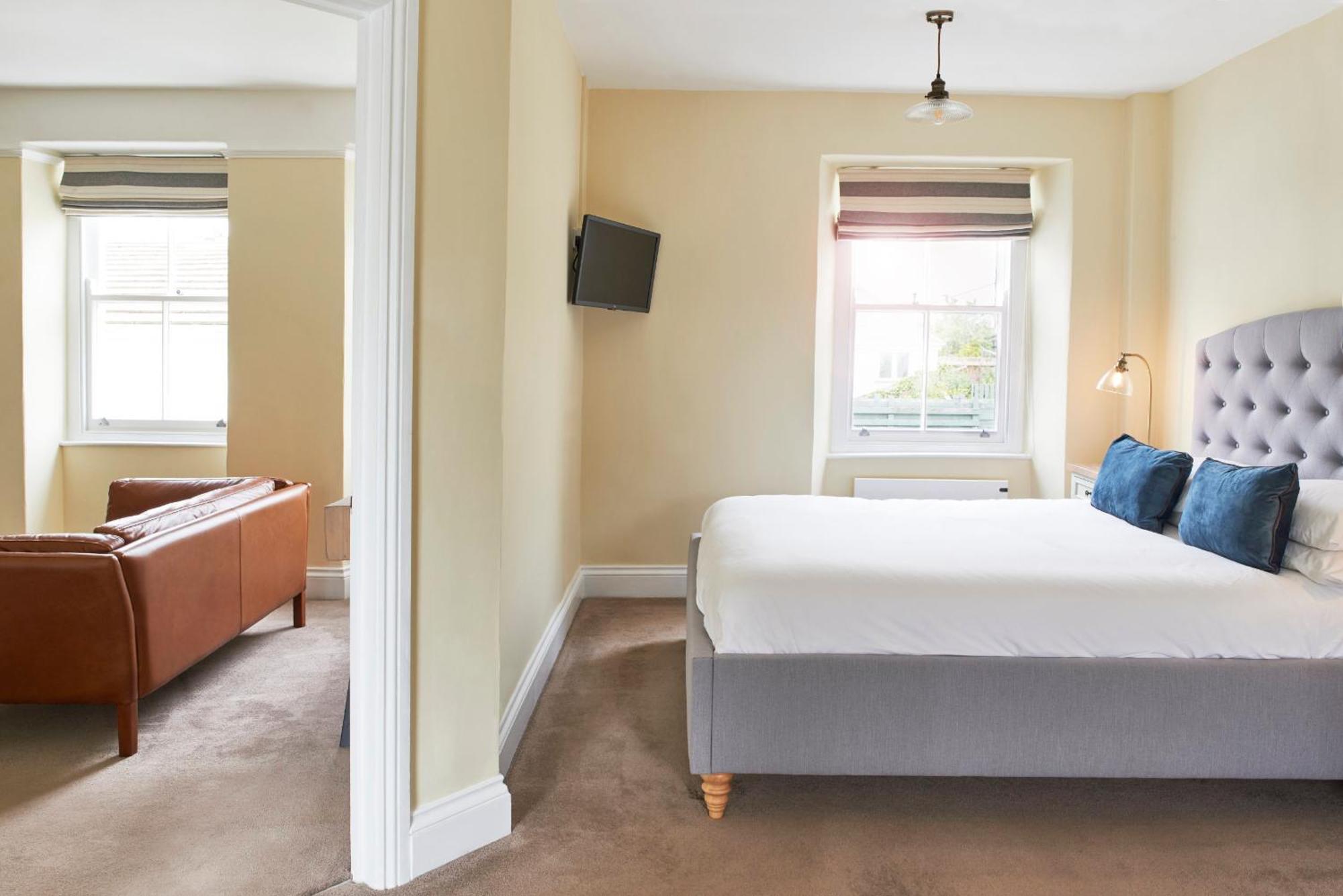 Outlaw'S Guest House 以撒港 外观 照片